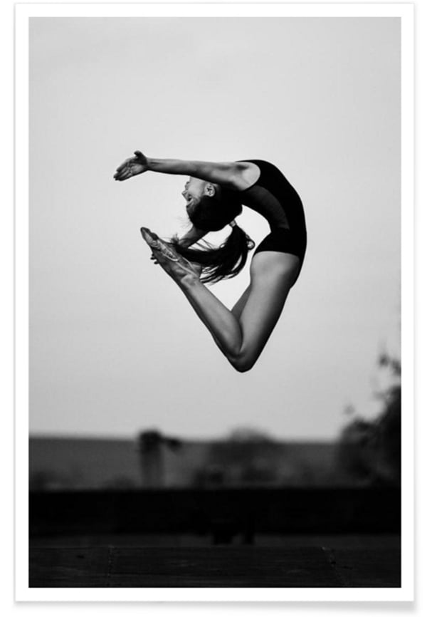 «No Limits» von Martin Krystynek, Image via Junique