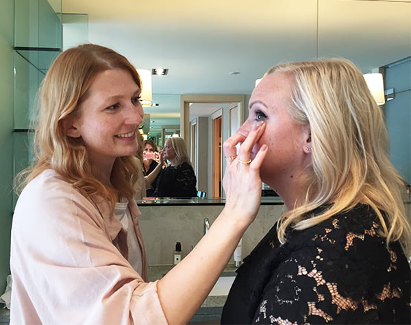 Skincolor de la Mer: Der Luxus-Launch 12 Skincolor de la Mer Launch Event, Make-Up Artist Monika Spisak und Steffi von Hey Pretty