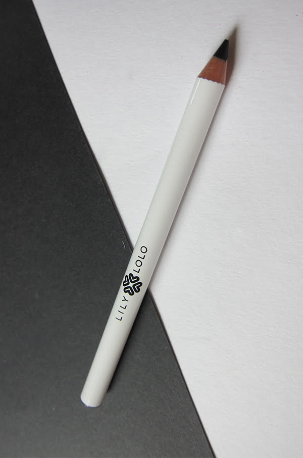 Brand Love: Lily Lolo Mineral Cosmetics 5 Lily Lolo Switzerland Natural Eye Pencil in Black, Image by Hey Pretty Beauty Blog