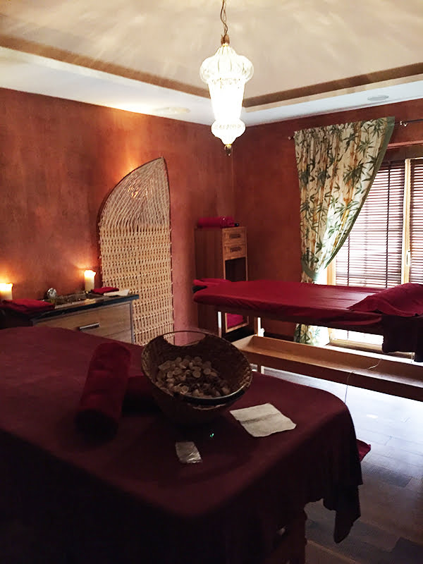 Ayurveda-Behandlungsraum, Spa Review STOCK resort, Image by Hey Pretty Beauty Blog