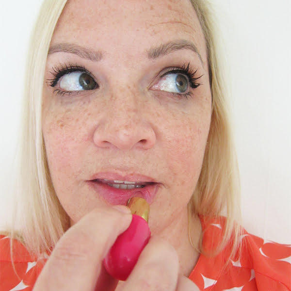 Beauty Hype: Winky Lux Flower Balm 6 Winky Lux Flower Balm Review, Swatch PH Lip Jelly (Image Copyright: Hey Pretty Schweiz)
