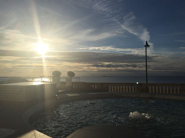 Hey Pretty Travels: Les Thermes Marins de Saint-Malo 8 Terrasse des Grand Hôtel des Thermes Saint-Malo (Image by Hey Pretty)