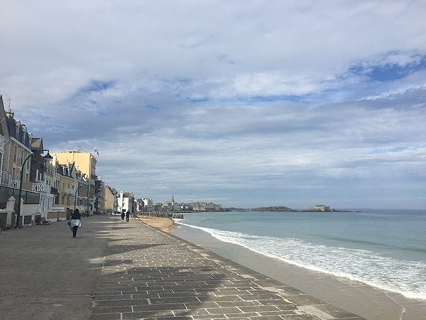 Hey Pretty Travels: Les Thermes Marins de Saint-Malo 15 Flanieren in Saint-Malo: Spa Review Grand Hotel des Thermes (Hey Pretty)