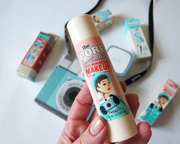Benefit The POREfessional Pore Minimizing Makeup: Review and Image by Hey Pretty Beauty Blog
