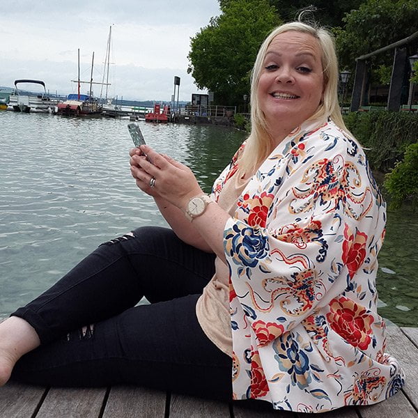 Seerose Resort & Spa Hallwilersee, Aussenpool (Review by Hey Pretty) Seerose Resort & Spa Hallwilersee, Aussenpool (Review by Hey Pretty)