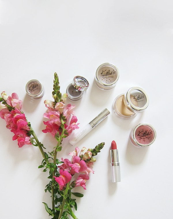 Kylie's Professional Mineral Make-Up Review on Hey Pretty Kylie's Professional Make-Up – Organic Beauty (Hey Pretty Review)