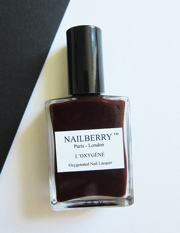 Nailberry Erfahrungsbericht auf Hey Pretty Beauty Blog: Noirberry (Non Toxic Nail Polishes) Nailberry Erfahrungsbericht auf Hey Pretty Beauty Blog: Noirberry (Non Toxic Nail Polishes)