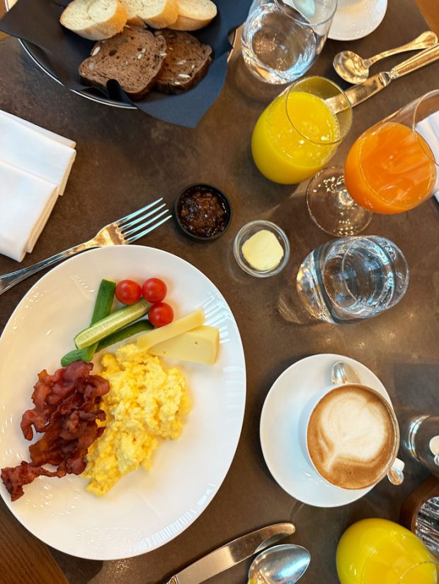 Chedi Restaurant Breakfast