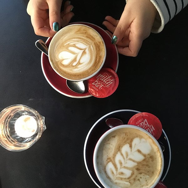 Shop Love: Spitzenhaus Parfumerie in Zürich 1 Milchbar Zürich: Best coffee in town! Image by Hey Pretty Beauty Blog