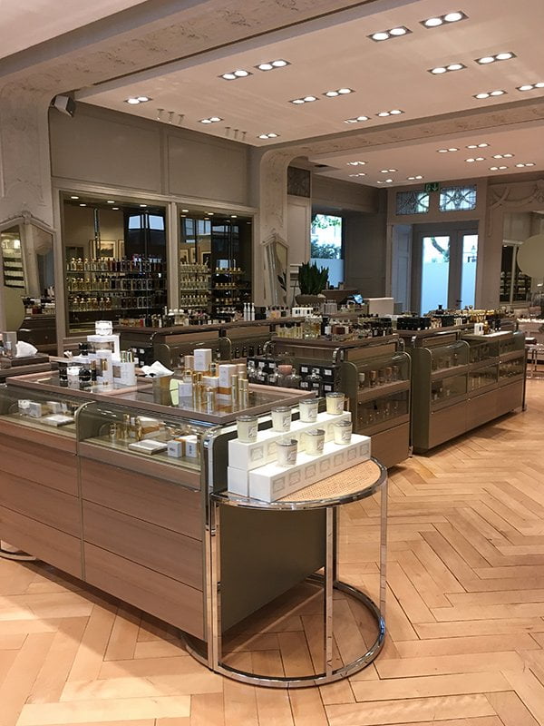 Shop Love: Spitzenhaus Parfumerie in Zürich 2 Interior der Parfumerie Spitzenhaus Zürich: Shop Love auf Hey Pretty