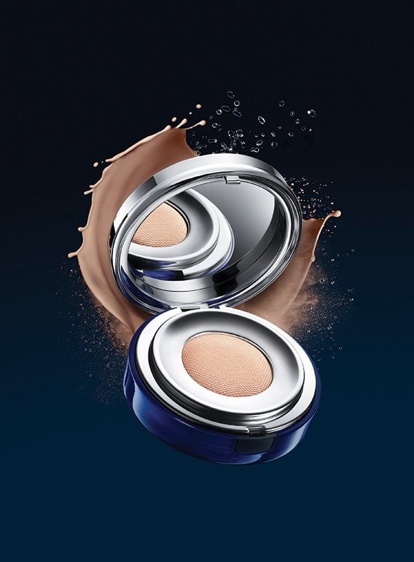 Ultimativer Luxus: La Prairie Skin Caviar Essence-in-Foundation 4 La Prairie Skin Caviar Essence-in-Foundation (Review auf Hey Pretty), PR Image