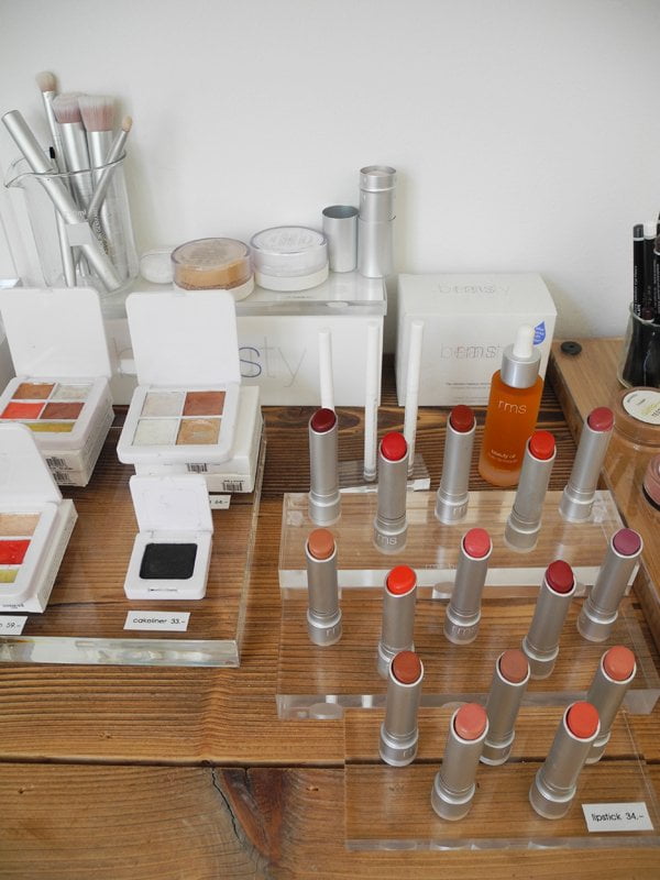 Pretty & Pure Spa and Store Review and Pictures by Hey Pretty Beauty Blog RMS Beauty Pretty & Pure Spa and Store Review and Pictures by Hey Pretty Beauty Blog RMS Beauty