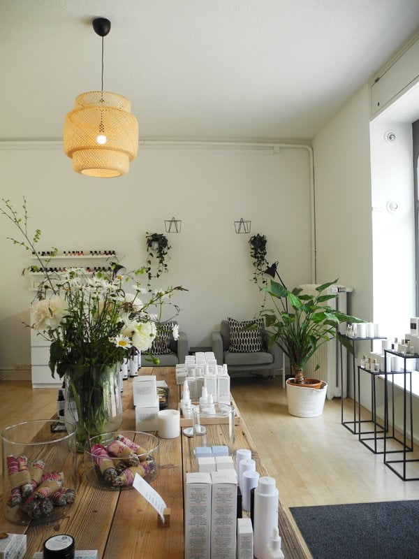 Pretty & Pure Spa and Store Review and Pictures by Hey Pretty Beauty Blog Pretty & Pure Spa and Store Review and Pictures by Hey Pretty Beauty Blog