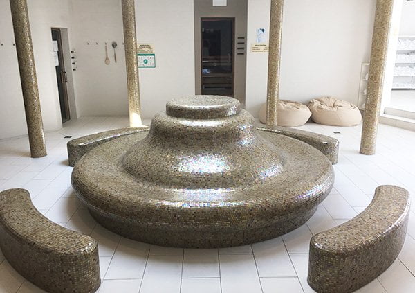 Detail aus dem Spabereich des La Pura Women's Health Resort in Gars am Kamp (Ruheraum), Image by Hey Pretty