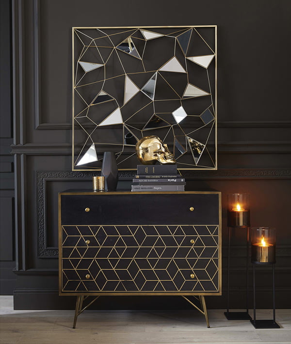 Interior Flash: Samt und Plüsch und Winter-Glam 12 Kommode JAGGER aus schwarzem Holz mit Gold (Image Credit: Maisons du Monde), Hey Pretty Deko-Flash Glamour