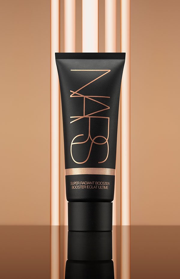 NARS Super Radiant Booster (PR Image, stylized) – Review auf Hey Pretty Beauty Blog