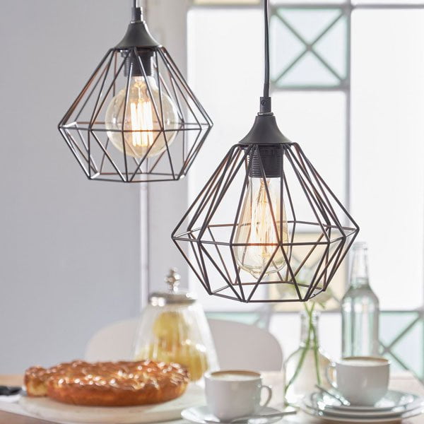 Pendelleuchte Nordic aus Eisen: Scandi-Style fürs kleine Budget – Dekotipps auf Hey Pretty