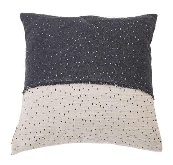 Zierkissen aus Leinen-Mix von Manor (Scandi Style für die Wohnung geht auch mit wenig Geld!) Hey Pretty Beauty Blog