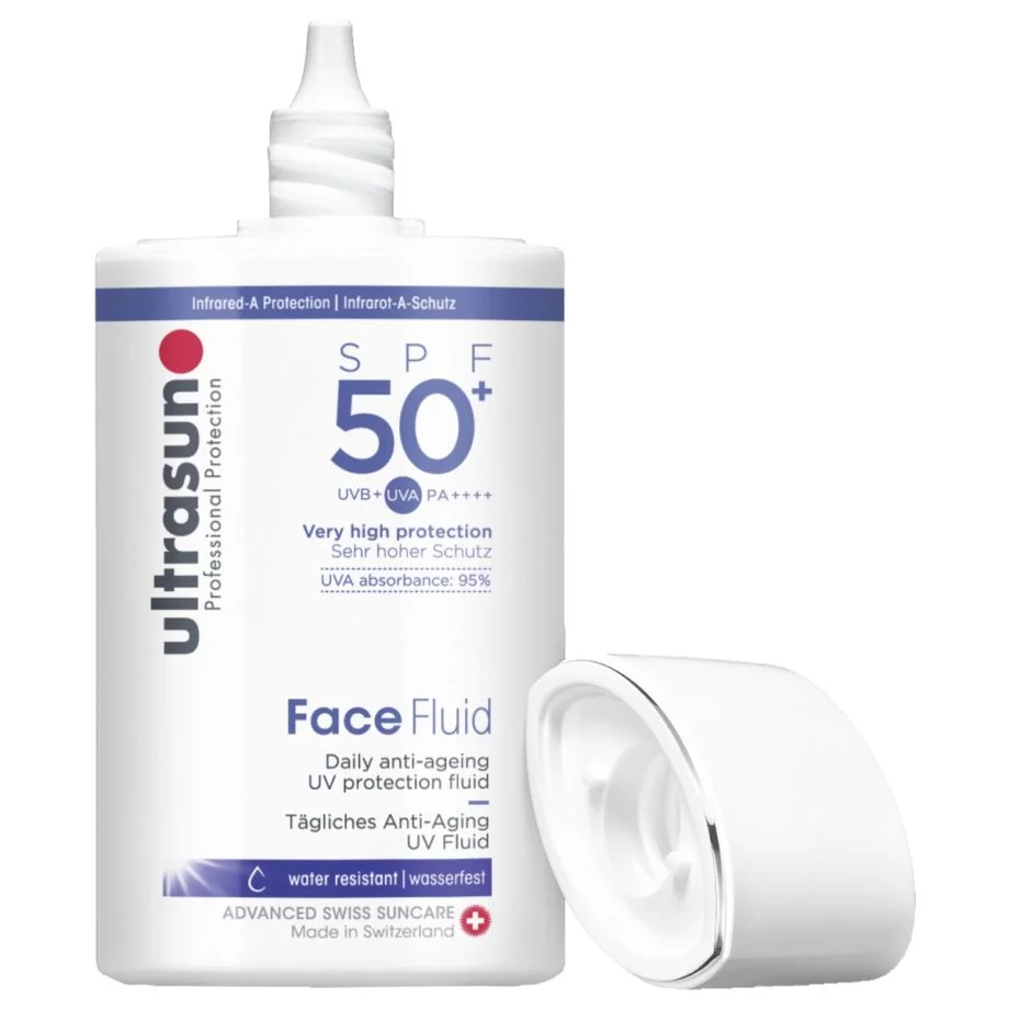 Reef Safe Sonnenschutzprodukte auf Hey Pretty: Ultrasun Face Fluid SPF 50+ (enthält weder Octinoxat noch Oxybenzon)