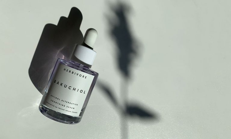 Hey Pretty Beauty-ABC: Bakuchiol, das Pflanzen-Retinol und Produkte, die diese Power-Ingredienz beinhalten (Hey Pretty Beauty Blog)