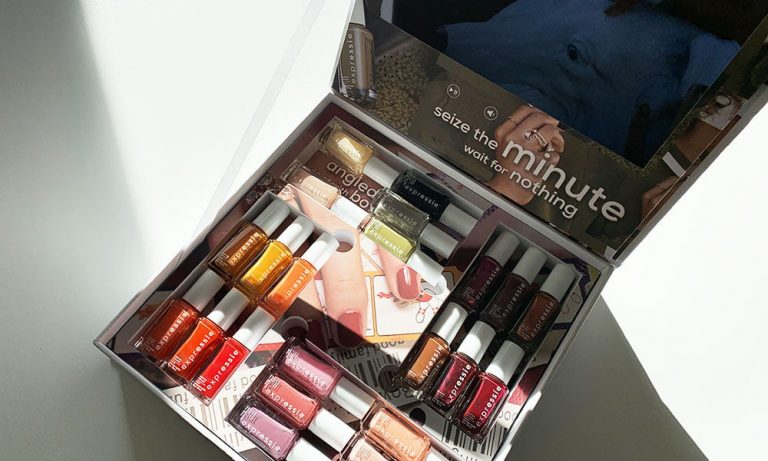 Expressie: Der neue schnelltrocknende Nagellack von Essie (Februar 2020) im Erfahrungsbericht auf Hey Pretty