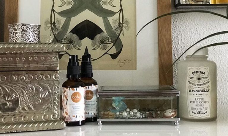 Show Me Your Badezimmerschränkli: Ursula Gigliotti (Hey Pretty Beauty BLog Top Shelf Serie)