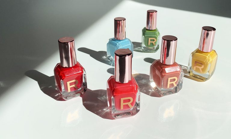 Budget Beauty Tipp: Makeup Revolution Nail Polish Makeup Revolution Schweiz (High Gloss Nail Polish) – Erfahrungsbericht auf Hey Pretty Beauty Blog