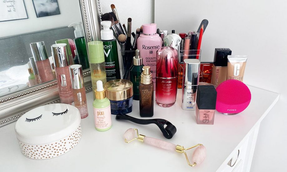 Show Me Your Badezimmerschränkli mit Viviane Burckhardt von Oh Hey, Vivi! (Hey Pretty Beauty Blog Top Shelf Serie)