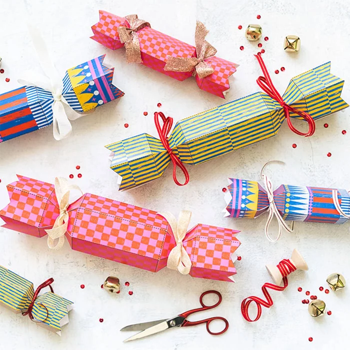XMAS DIYs Poppers HouseThatLarsGuilt