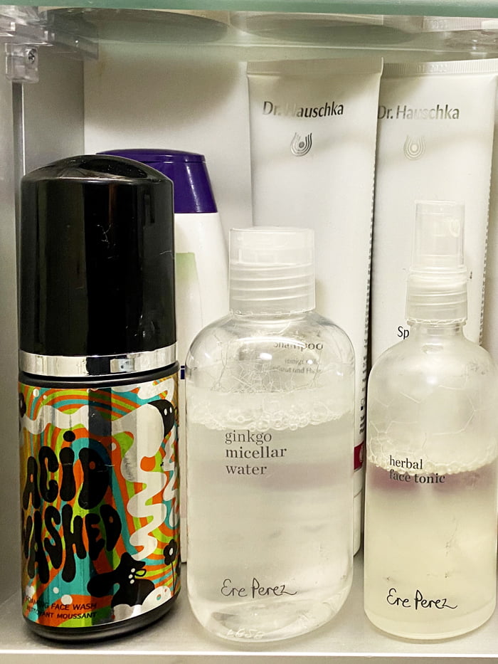 Hey Pretty Show Me Your Badezimmerschränkli Sophia Singh The Beauty Kollective Ere Perez