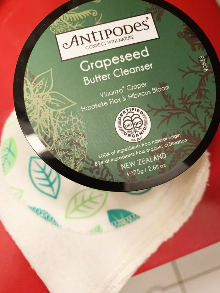 Hey Pretty Show Me Your Badezimmerschränkli Zita Zanier Antipodes Gapeseed Butter Cleanser