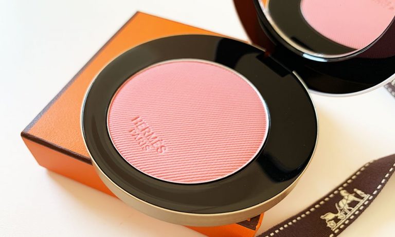 Rose Hermès Silken Color – exclusive first look at the new Hermès powder blushes on Hey Pretty Switzerland