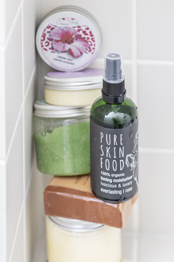 Hey Pretty Beauty Blog Show Me Your Badezimmerschränkli Nora Dal Cero Shea Yeah Faith Justice Alala Soap Pure Skin Food Creamy Stuff Deo