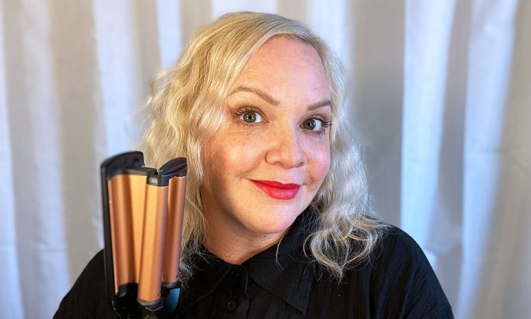 Blitz-Beach Waves mit dem Babyliss Easy Waves Welleisen Beach Waves in fünf Minuten? Wir testen das neue Easy Waves Welleneisen von Babyliss (Erfahrungsbericht auf Hey Pretty Beauty Blog Schweiz)