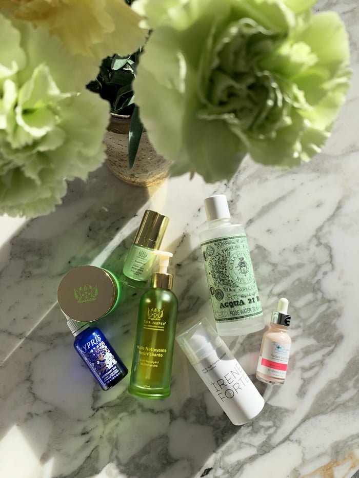 Hey Pretty Beauty Blog Show Me Your Badezimmerschränkli Lara Schurter green lane Zürich Tata Harper Irene Forte John Masters Rahua Inné Le Prunier Kypris Pai Odacité The Organic Pharmacy Santa Maria Novella