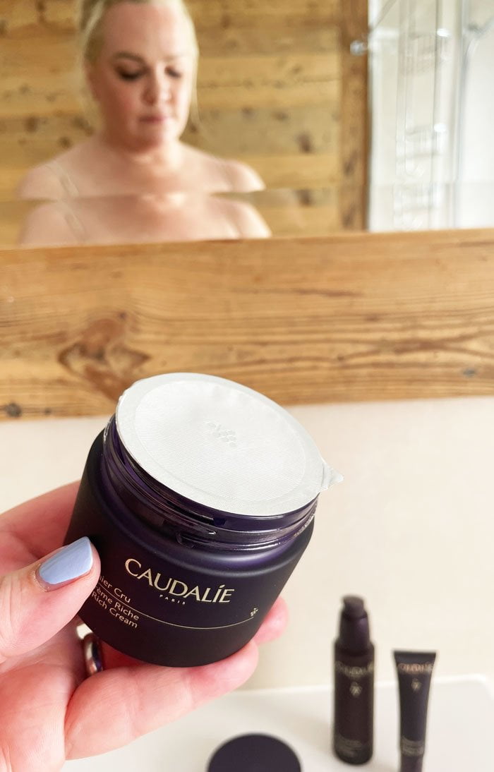 Anti-Aging, the French Way: Caudalie Premier Cru 7 Caudalie PremierCru Refill SteffiBad Hand