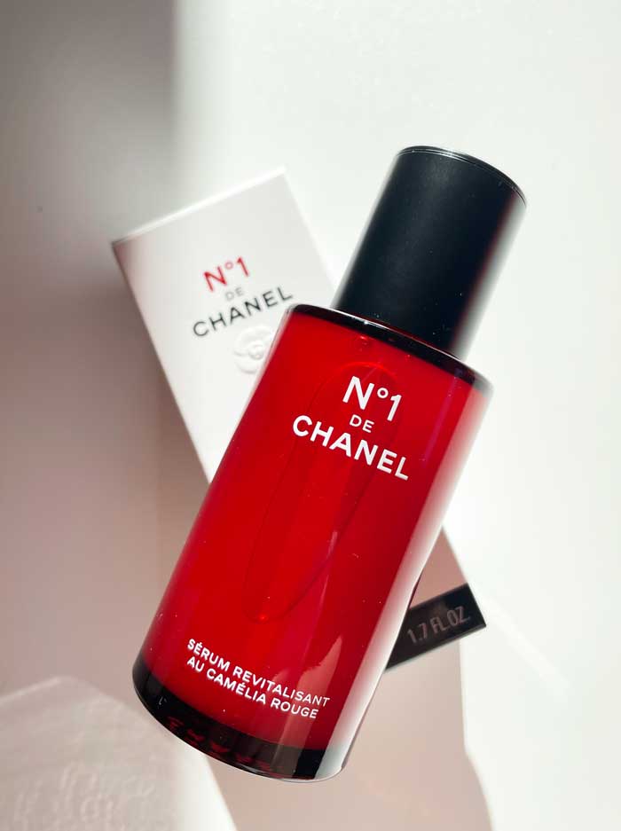 Alles, was du über die neue Hautpflegelinie N°1 de Chanel wissen musst 6 Chanel No1 Serum