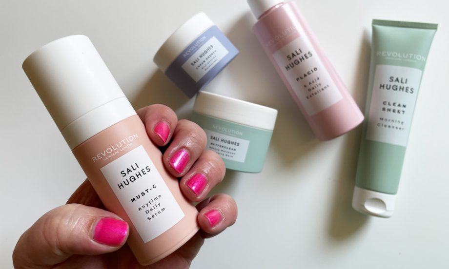 Revolution Skincare X Sali Hughes: Der Hey Pretty-Erfahrungsbericht Sali Hughes X Revolution Beauty (Erfahrungsbericht der Hautpflege Linie auf Hey Pretty Schweiz)