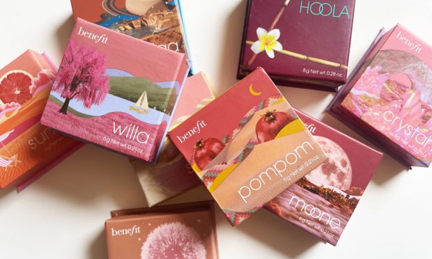 Benefit Wanderful World: Die neuen Blushes 2022 sind da! Erfahrungsbericht und Swatches auf Hey Pretty Schweiz