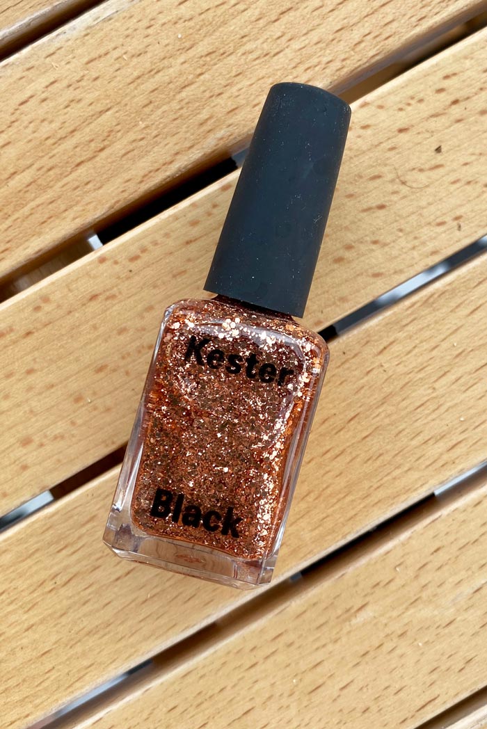 Beauty Essentials für deine Vanlife Experience 13 Van Produkt KesterBlack