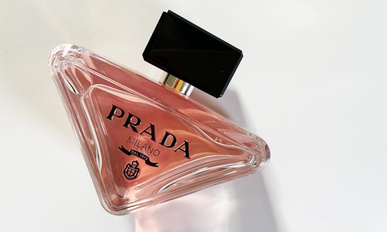 Prada Paradoxe Teaser
