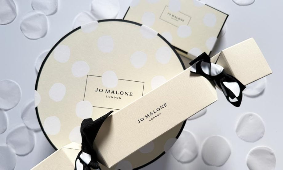 Jetzt wirds festlich: Die Jo Malone London Holiday Collection ist da! Jo Malone London Festive Collection 2022: Die neue Weihnachtskollektion in der grossen Hey Pretty Schweiz Übersicht!