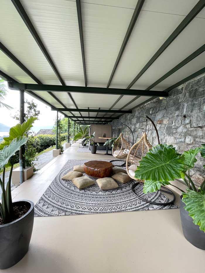 Spa Review zum Frühlingsbeginn: Villa Orselina in Locarno 11 Orselina Hotel Garten Lounge
