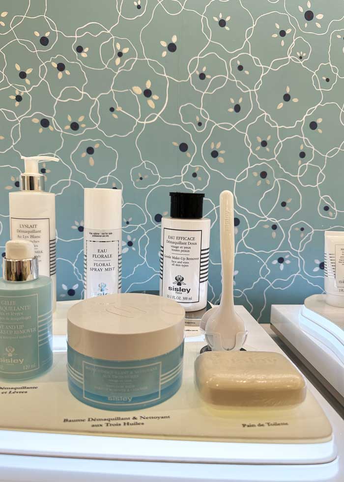 Sisley Spa Shop ProdukteCloseup 1