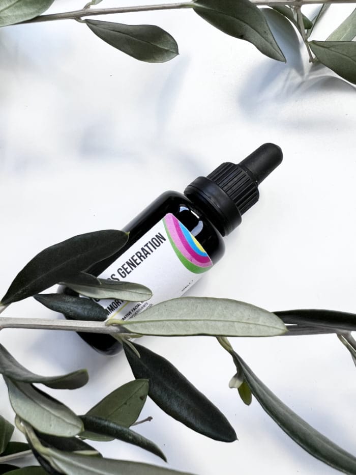 Nachhaltige Hautpflege aus Sardinien, verwurzelt in Zürich: IKNOSGENERATION 6 Hey Pretty Beauty Blog Review Brand Love Iknosgeneration Sardinia Zürich Blue Zone Immortelle Restorative Facial Oil Body Toning Oil
