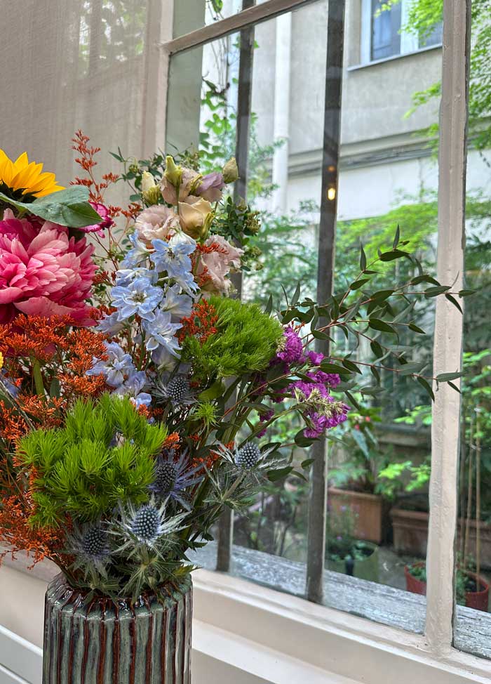 Spa Review: La Maison Dr. Hauschka in Paris 5 MaisonDrHauschka Blumen Detail