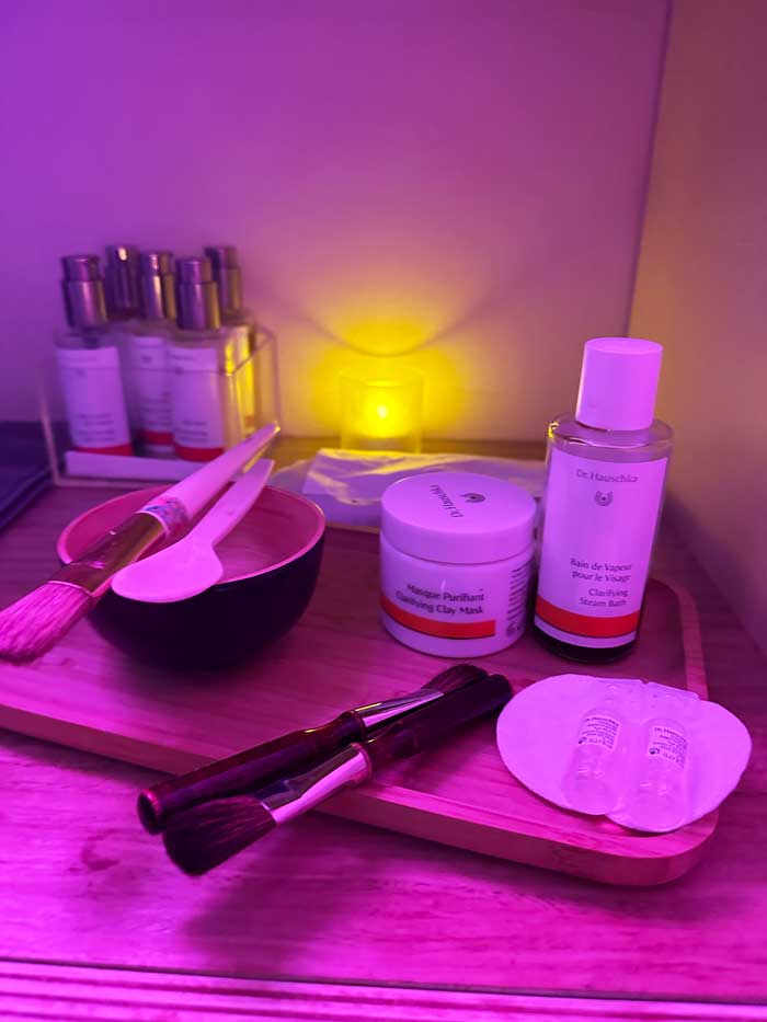 Spa Review: La Maison Dr. Hauschka in Paris 17 MaisonDrHauschka Treatment FaceProdukte