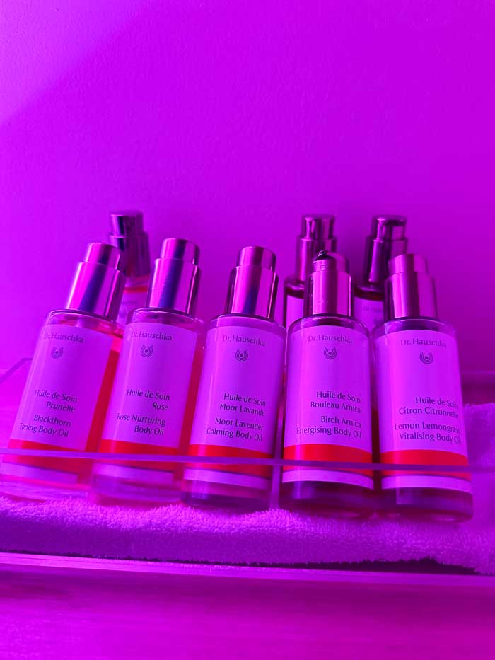 Spa Review: La Maison Dr. Hauschka in Paris 15 MaisonDrHauschka Treatment Oele Body