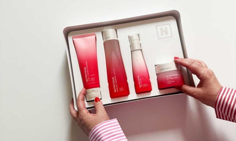 Estée Lauder Nutritious: Die neue Pflegelinie für junge Haut: Jetzt auf Hey Pretty Schweiz gewinnen (Erfahrungsbericht)