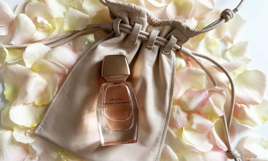 Narciso Rodriguez All Of Me Eau de Parfum (2023) – Erfahrungsbericht und Review auf Hey Pretty Beauty Magazine Schweiz